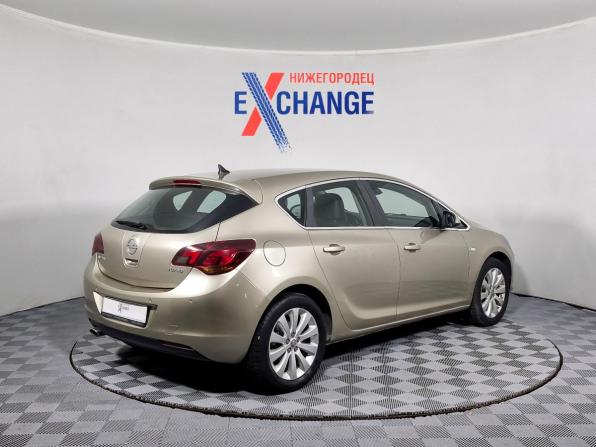 Opel Astra J с пробегом 2010 года, цена 489 000 рублей, 209717 км, хэтчбек, Автокод Объявления