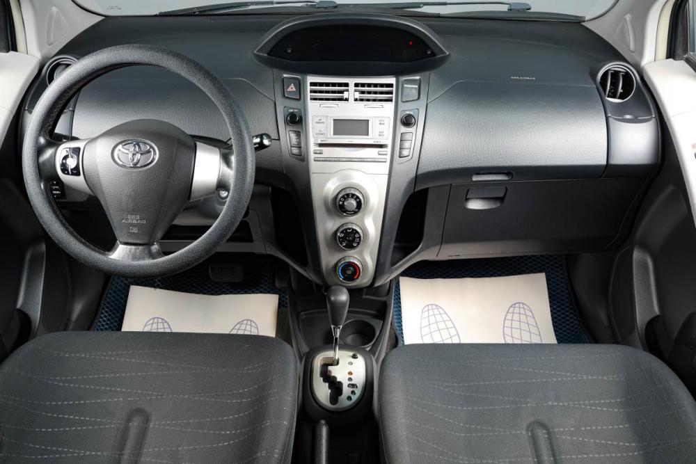 Toyota Yaris II Тюмень  - изображение 13