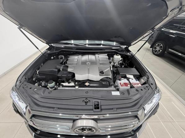 Toyota Land Cruiser 200 Series Рестайлинг 2 с пробегом 2019 года, цена 8 500 000 рублей, 86241 км, внедорожник, Автокод Объявления