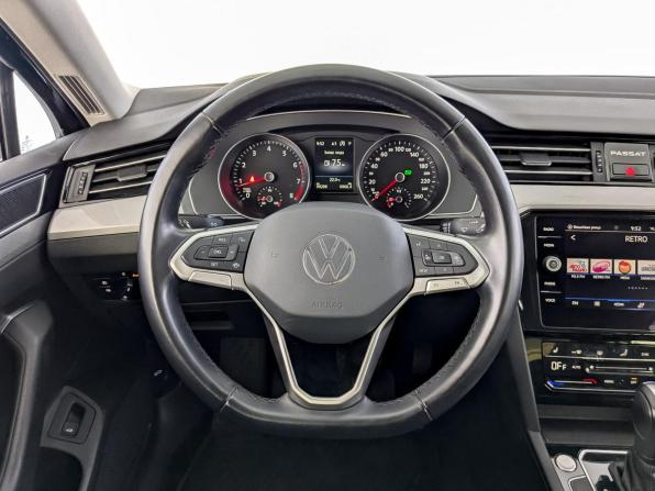 Volkswagen Passat B8 Рестайлинг с пробегом 2021 года, цена 2 599 000 рублей, 90268 км, седан, Автокод Объявления