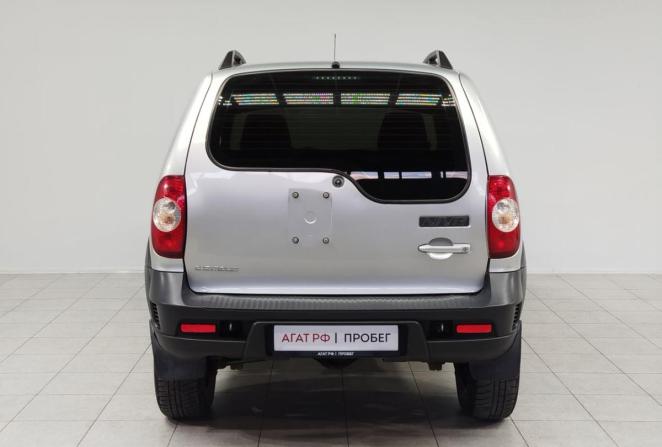 Chevrolet Niva I Рестайлинг с пробегом 2017 года, цена 850 000 рублей, 93667 км, внедорожник, Автокод Объявления
