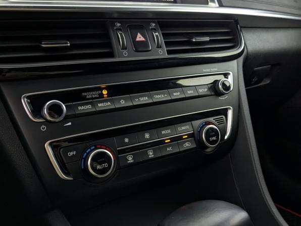 Kia Optima IV Рестайлинг с пробегом 2019 года, цена 2 500 000 рублей, 53500 км, седан, Автокод Объявления