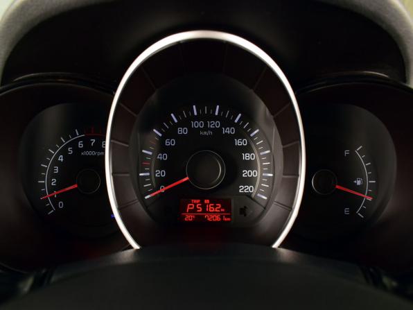 Kia Rio III Рестайлинг с пробегом 2015 года, цена 1 059 995 рублей, 72060 км, седан, Автокод Объявления