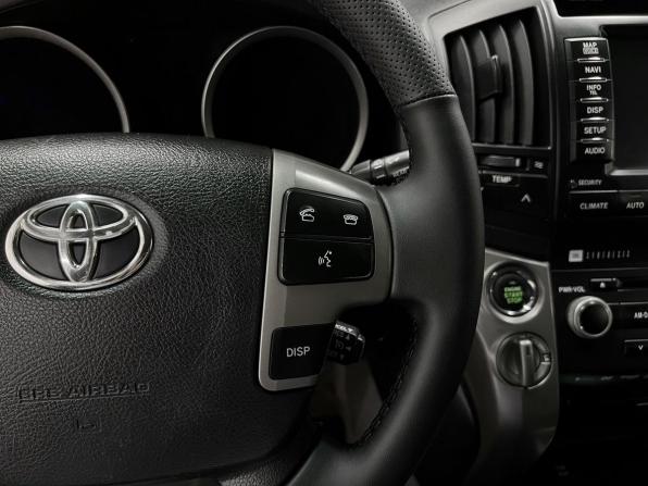 Toyota Land Cruiser 200 Series с пробегом 2011 года, цена 3 145 000 рублей, 177041 км, внедорожник, Автокод Объявления