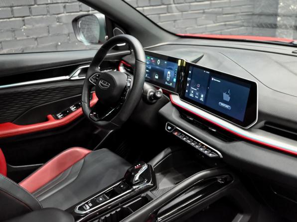 Geely Coolray I Рестайлинг с пробегом 2024 года, цена 2 190 000 рублей, 24637 км, внедорожник, Автокод Объявления