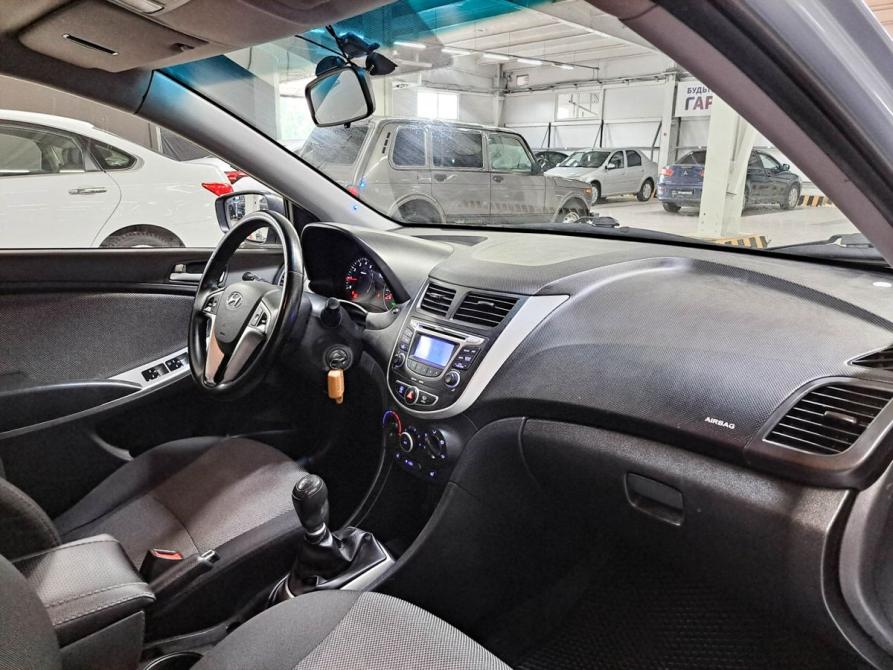 Hyundai Solaris I Набережные Челны  - изображение 13