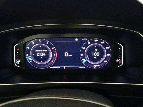 Volkswagen Tiguan II с пробегом 2019 года, цена 2 699 000 рублей, 51000 км, внедорожник, Автокод Объявления