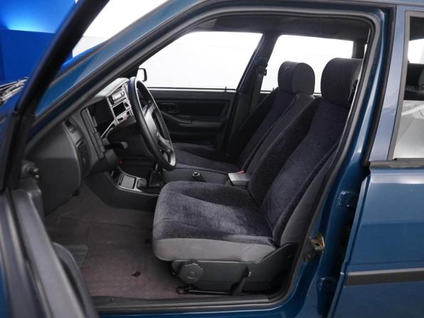 Volvo 460 с пробегом 1993 года, цена 999 999 рублей, 46078 км, седан, Автокод Объявления