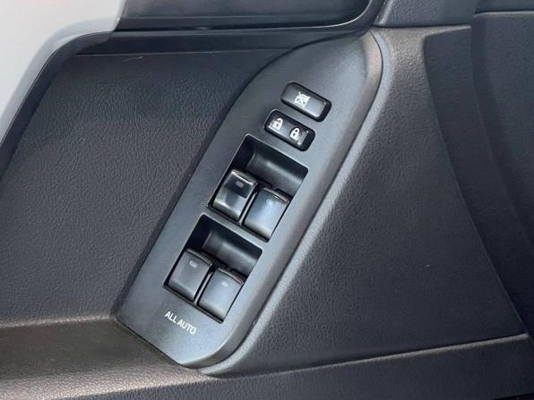Toyota Land Cruiser Prado 150 Series Рестайлинг 2 с пробегом 2017 года, цена 4 050 000 рублей, 214000 км, внедорожник, Автокод Объявления