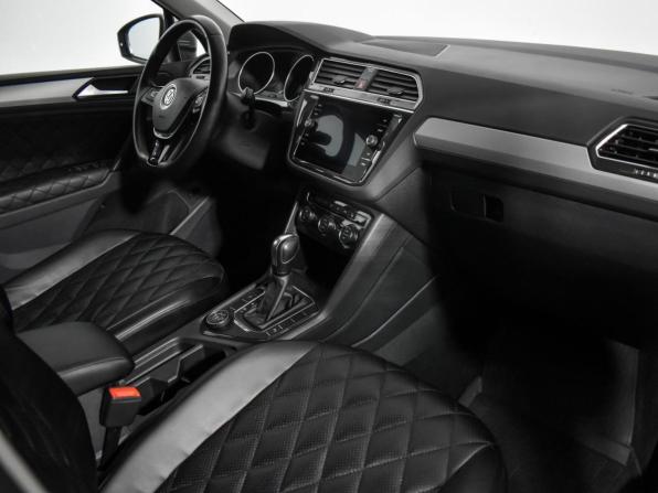Volkswagen Tiguan II с пробегом 2020 года, цена 2 540 000 рублей, 74305 км, внедорожник, Автокод Объявления
