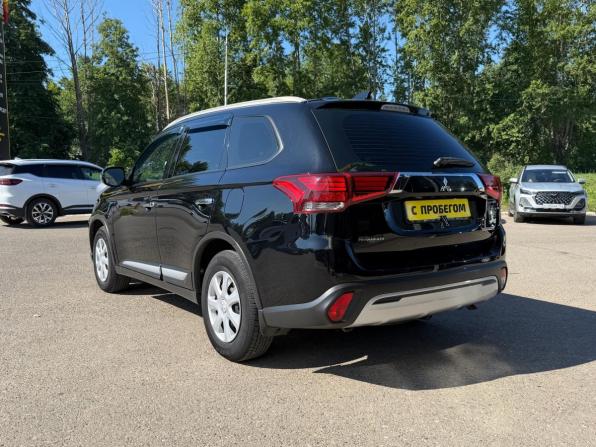 Mitsubishi Outlander III Рестайлинг 3 с пробегом 2020 года, цена 2 280 000 рублей, 56000 км, внедорожник, Автокод Объявления