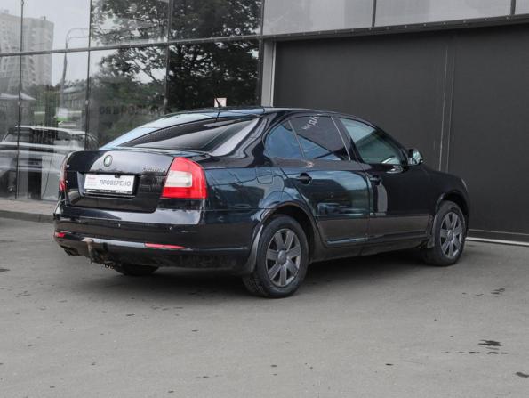 Skoda Octavia II (A5) Рестайлинг с пробегом 2011 года, цена 707 000 рублей, 216275 км, лифтбек, Автокод Объявления