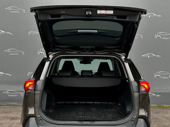 Toyota RAV4 V (XA50) с пробегом 2022 года, цена 2 798 400 рублей, 210928 км, внедорожник, Автокод Объявления