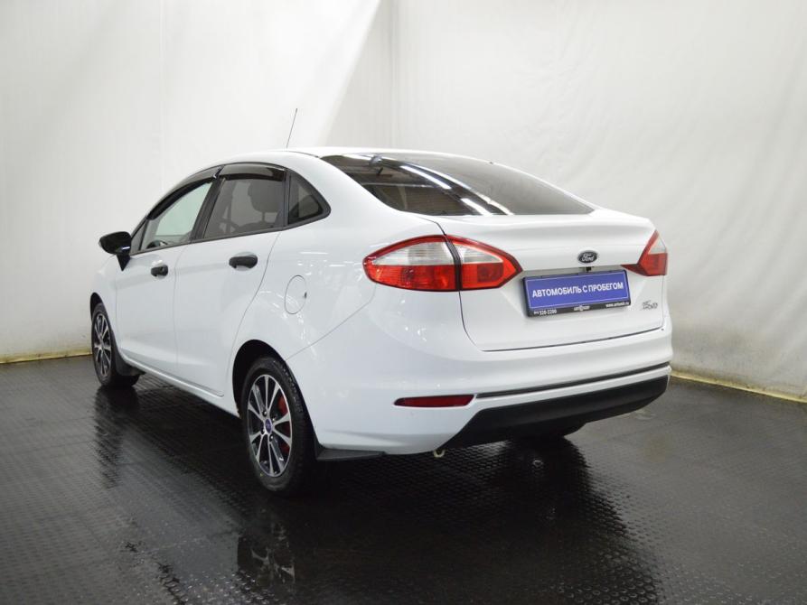 Ford Fiesta Mk6 Рестайлинг Санкт-Петербург  - изображение 7