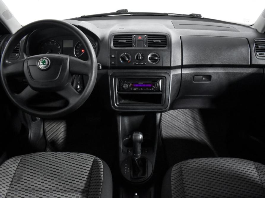 Skoda Fabia II Рестайлинг Санкт-Петербург  - изображение 16