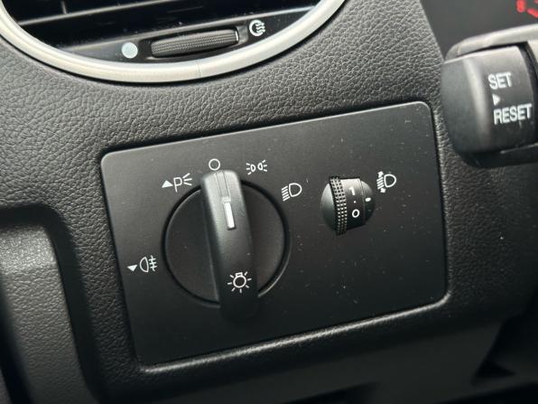 Ford Focus II Рестайлинг с пробегом 2009 года, цена 1 450 000 рублей, 13733 км, седан, Автокод Объявления