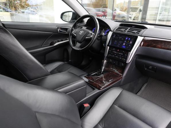 Toyota Camry VII (XV50) Рестайлинг с пробегом 2015 года, цена 1 949 000 рублей, 179815 км, седан, Автокод Объявления