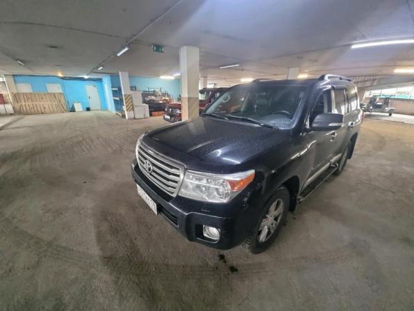 Toyota Land Cruiser 200 Series Рестайлинг 1 с пробегом 2014 года, цена 3 565 000 рублей, 295588 км, внедорожник, Автокод Объявления
