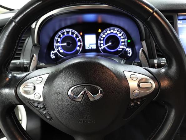 Infiniti QX70 с пробегом 2013 года, цена 2 100 000 рублей, 199288 км, внедорожник, Автокод Объявления