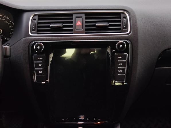 Volkswagen Jetta VI с пробегом 2013 года, цена 1 370 000 рублей, 88381 км, седан, Автокод Объявления