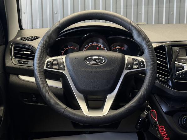 Lada (ВАЗ) Vesta I с пробегом 2022 года, цена 1 087 000 рублей, 91397 км, седан, Автокод Объявления