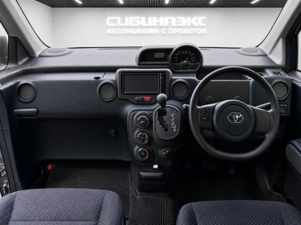 Toyota Spade с пробегом 2015 года, цена 889 000 рублей, 104650 км, минивэн, Автокод Объявления