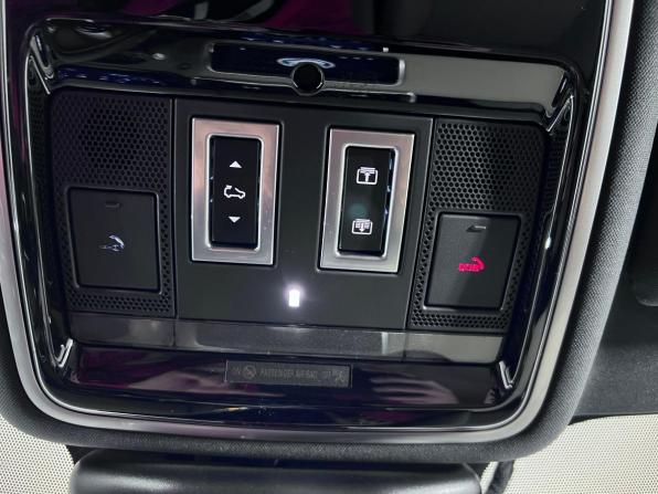 Land Rover Range Rover Velar I с пробегом 2020 года, цена 4 999 000 рублей, 49606 км, внедорожник, Автокод Объявления