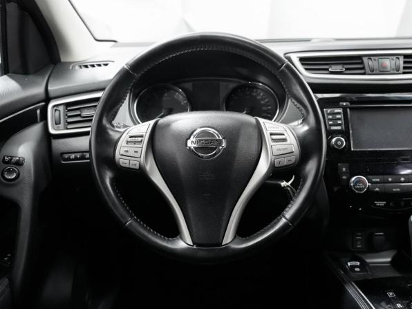 Nissan Qashqai II с пробегом 2017 года, цена 1 960 000 рублей, 92313 км, внедорожник, Автокод Объявления