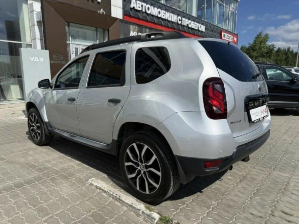 Renault Duster I Рестайлинг с пробегом 2016 года, цена 989 000 рублей, 129375 км, внедорожник, Автокод Объявления