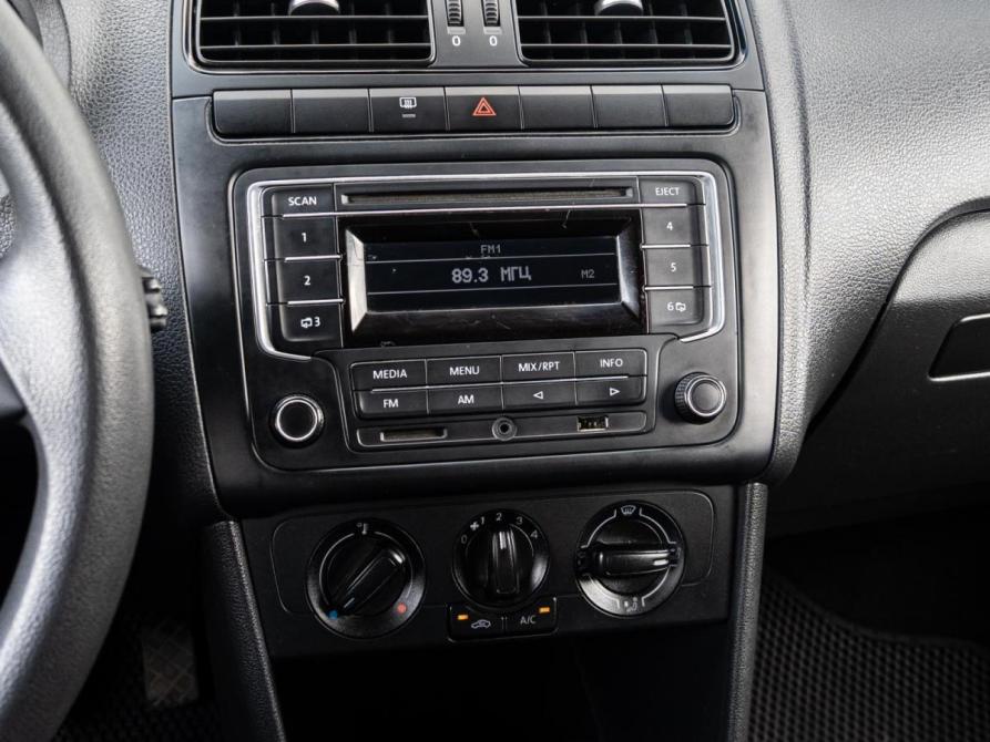 Volkswagen Polo V Рестайлинг Краснодар  - изображение 12