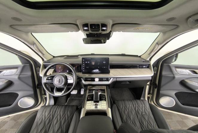 Tank 500 I с пробегом 2023 года, цена 4 150 000 рублей, 82996 км, внедорожник, Автокод Объявления