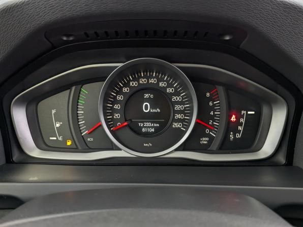 Volvo S60 II Рестайлинг с пробегом 2017 года, цена 2 100 000 рублей, 61101 км, седан, Автокод Объявления