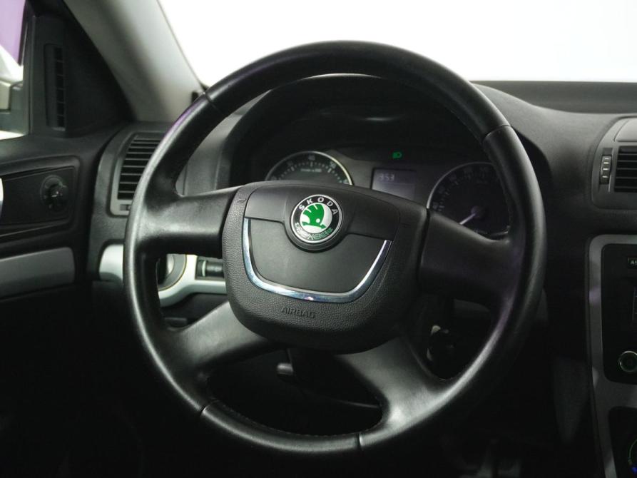 Skoda Octavia II (A5) Рестайлинг Вологда  - изображение 16