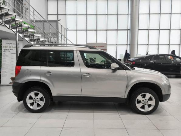 Skoda Yeti I с пробегом 2011 года, цена 599 000 рублей, 263149 км, внедорожник, Автокод Объявления