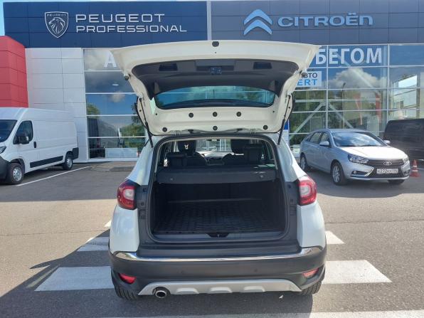 Renault Kaptur I с пробегом 2016 года, цена 1 560 000 рублей, 134745 км, внедорожник, Автокод Объявления