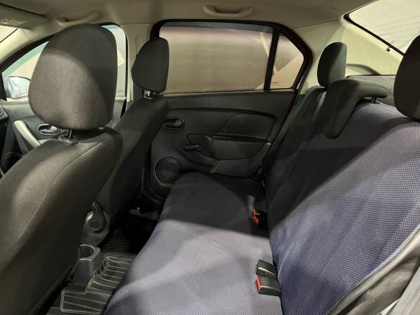 Renault Logan II Рестайлинг с пробегом 2019 года, цена 804 000 рублей, 91340 км, седан, Автокод Объявления