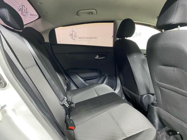 Kia Rio IV с пробегом 2018 года, цена 1 258 800 рублей, 126458 км, седан, Автокод Объявления