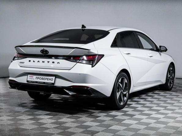Hyundai Elantra VII (CN7) с пробегом 2022 года, цена 2 160 000 рублей, 57010 км, седан, Автокод Объявления