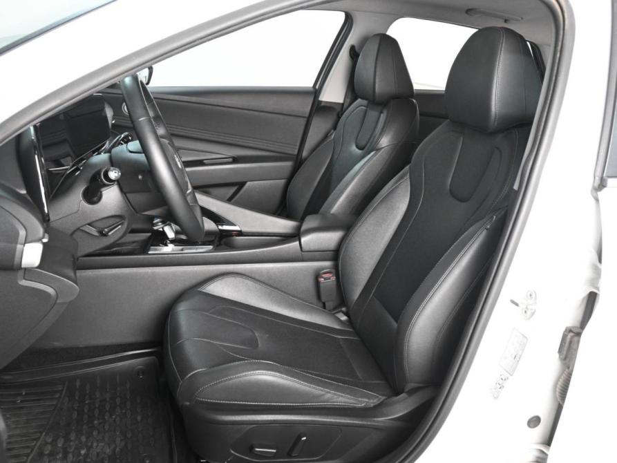 Hyundai Elantra VII (CN7) Рестайлинг Ростов-на-Дону  - изображение 10
