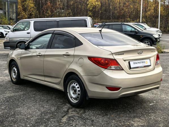 Hyundai Solaris I с пробегом 2011 года, цена 560 000 рублей, 221909 км, седан, Автокод Объявления
