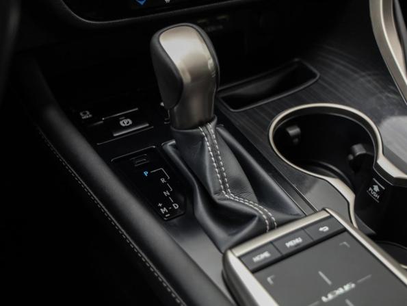Lexus RX IV Рестайлинг с пробегом 2021 года, цена 4 899 000 рублей, 90928 км, внедорожник, Автокод Объявления