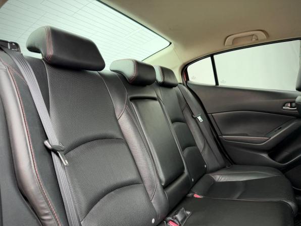 Mazda Axela III с пробегом 2014 года, цена 1 520 000 рублей, 113306 км, седан, Автокод Объявления