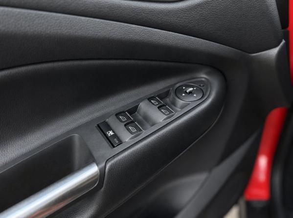 Ford Kuga II с пробегом 2013 года, цена 999 000 рублей, 130000 км, внедорожник, Автокод Объявления