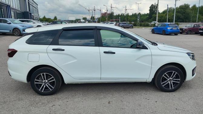 Lada (ВАЗ) Vesta I Рестайлинг (NG) с пробегом 2024 года, цена 1 390 000 рублей, 37500 км, универсал, Автокод Объявления