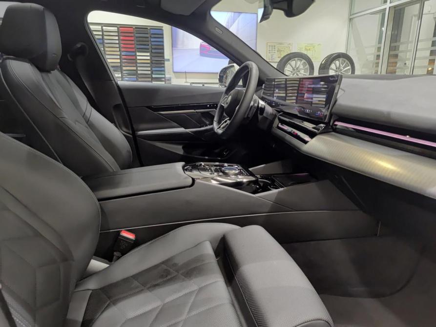BMW 5 серии VIII (G60/G61/G68) Казань  - изображение 13