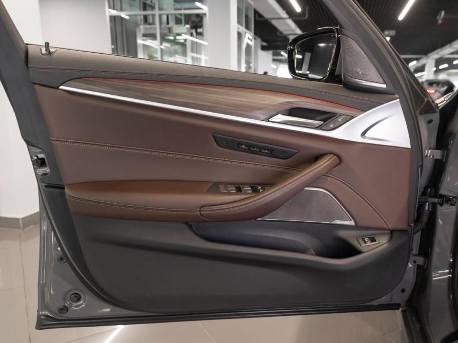 BMW 5 серии VII (G30/G31/G38) Рестайлинг Москва  - изображение 16