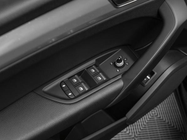 Audi Q5 II (FY) с пробегом 2017 года, цена 3 640 000 рублей, 69448 км, внедорожник, Автокод Объявления