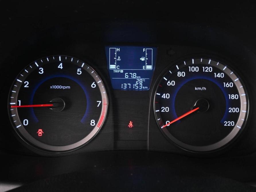 Hyundai Solaris I Рестайлинг Ростов-на-Дону  - изображение 15