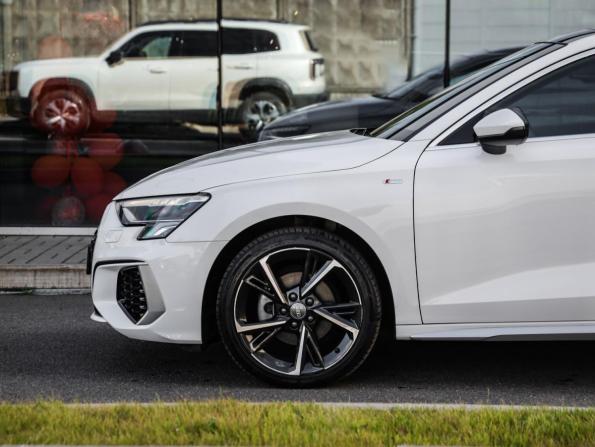 Audi A3 IV (8Y) с пробегом 2021 года, цена 3 099 000 рублей, 27915 км, седан, Автокод Объявления