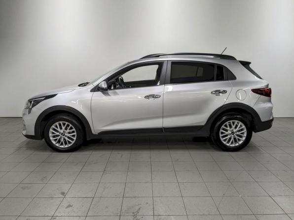 Kia Rio IV Рестайлинг с пробегом 2021 года, цена 1 870 000 рублей, 63873 км, хэтчбек, Автокод Объявления